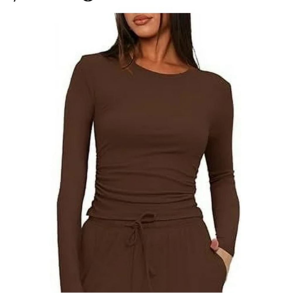 Darong Brown Fitted Long Sleeve Tee